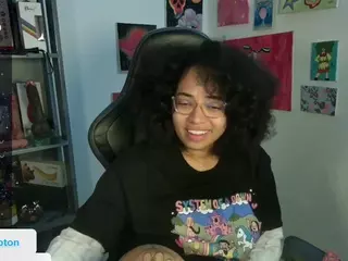 alesyahampton's Live Sex Cam Show