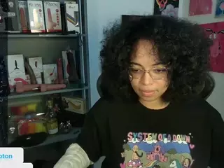 alesyahampton's Live Sex Cam Show