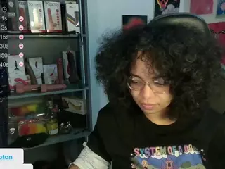 alesyahampton's Live Sex Cam Show