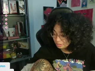 alesyahampton's Live Sex Cam Show