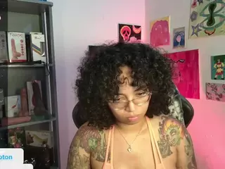alesyahampton's Live Sex Cam Show