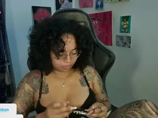 alesyahampton's Live Sex Cam Show