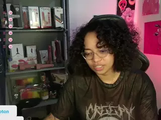 alesyahampton's Live Sex Cam Show
