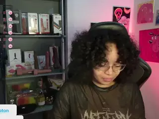 alesyahampton's Live Sex Cam Show
