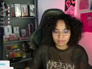 alesyahampton's Live Sex Cam Show