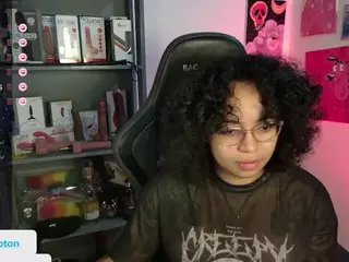 alesyahampton's Live Sex Cam Show