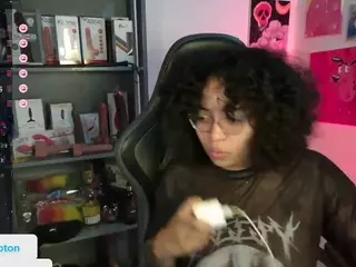alesyahampton's Live Sex Cam Show
