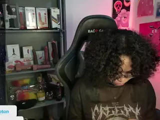 alesyahampton's Live Sex Cam Show