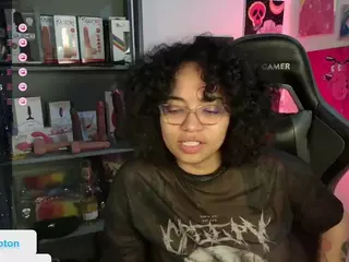alesyahampton's Live Sex Cam Show
