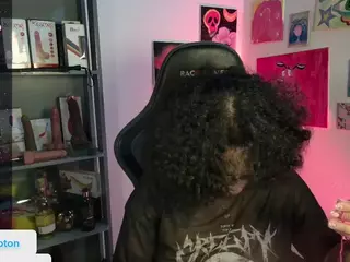 alesyahampton's Live Sex Cam Show