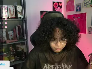 alesyahampton's Live Sex Cam Show