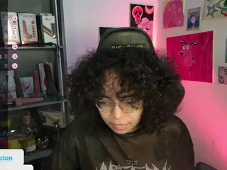 alesyahampton's Live Sex Cam Show