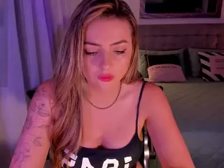 AmyWoods's Live Sex Cam Show