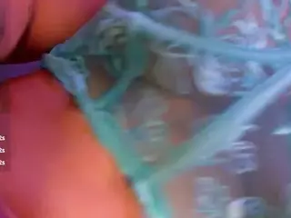 AmyWoods's Live Sex Cam Show