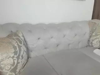 Lia saenz's Live Sex Cam Show