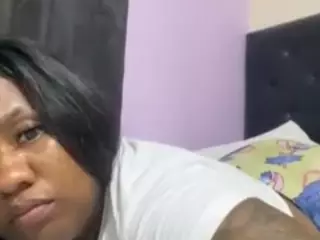 bigassxxx1's Live Sex Cam Show