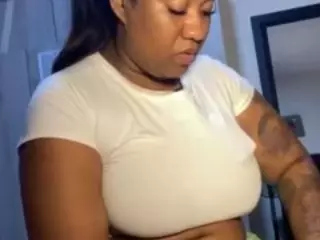 bigassxxx1's Live Sex Cam Show