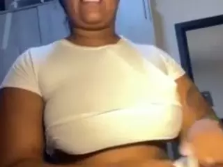 bigassxxx1's Live Sex Cam Show