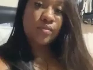 bigassxxx1's Live Sex Cam Show