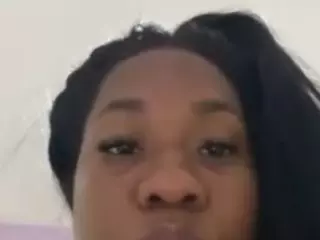 bigassxxx1's Live Sex Cam Show