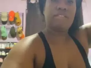 bigassxxx1's Live Sex Cam Show