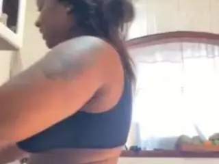 bigassxxx1's Live Sex Cam Show
