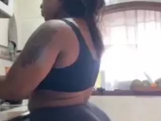 bigassxxx1's Live Sex Cam Show