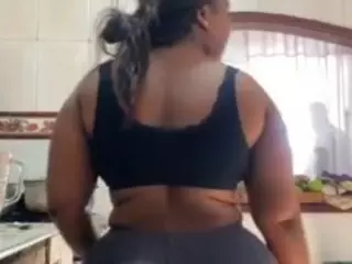 bigassxxx1's Live Sex Cam Show