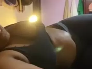 bigassxxx1's Live Sex Cam Show