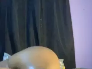bigassxxx1's Live Sex Cam Show