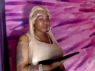 Thicky Nicky's Live Sex Cam Show