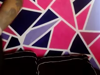 Thicky Nicky's Live Sex Cam Show