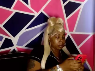 Thicky Nicky's Live Sex Cam Show