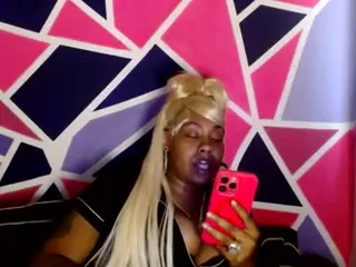 Thicky Nicky's Live Sex Cam Show