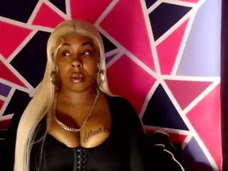 Thicky Nicky's Live Sex Cam Show