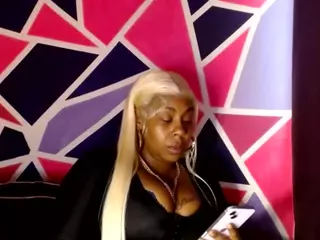 Thicky Nicky's Live Sex Cam Show