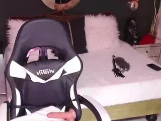 MadikeyHappyy's Live Sex Cam Show
