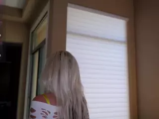 AlenaCroft's Live Sex Cam Show