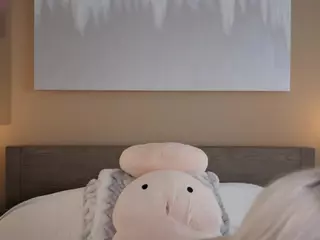 AlenaCroft's Live Sex Cam Show