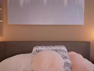 AlenaCroft's Live Sex Cam Show