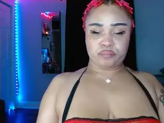 CINNAMON B.'s Live Sex Cam Show