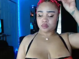 CINNAMON B.'s Live Sex Cam Show