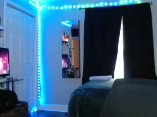 CINNAMON B.'s Live Sex Cam Show