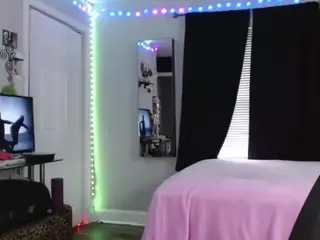 CINNAMON B.'s Live Sex Cam Show