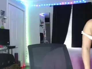 CINNAMON B.'s Live Sex Cam Show