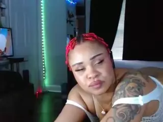CINNAMON B.'s Live Sex Cam Show