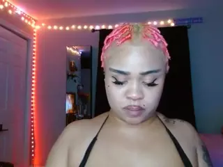 CINNAMON B.'s Live Sex Cam Show