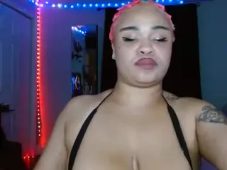 CINNAMON B.'s Live Sex Cam Show