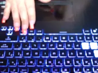 CINNAMON B.'s Live Sex Cam Show