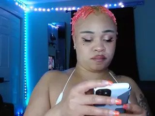CINNAMON B.'s Live Sex Cam Show